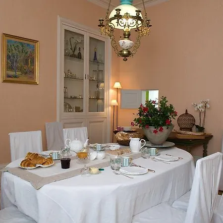 Couette-café D'hôtes Les Tilleuls 4*